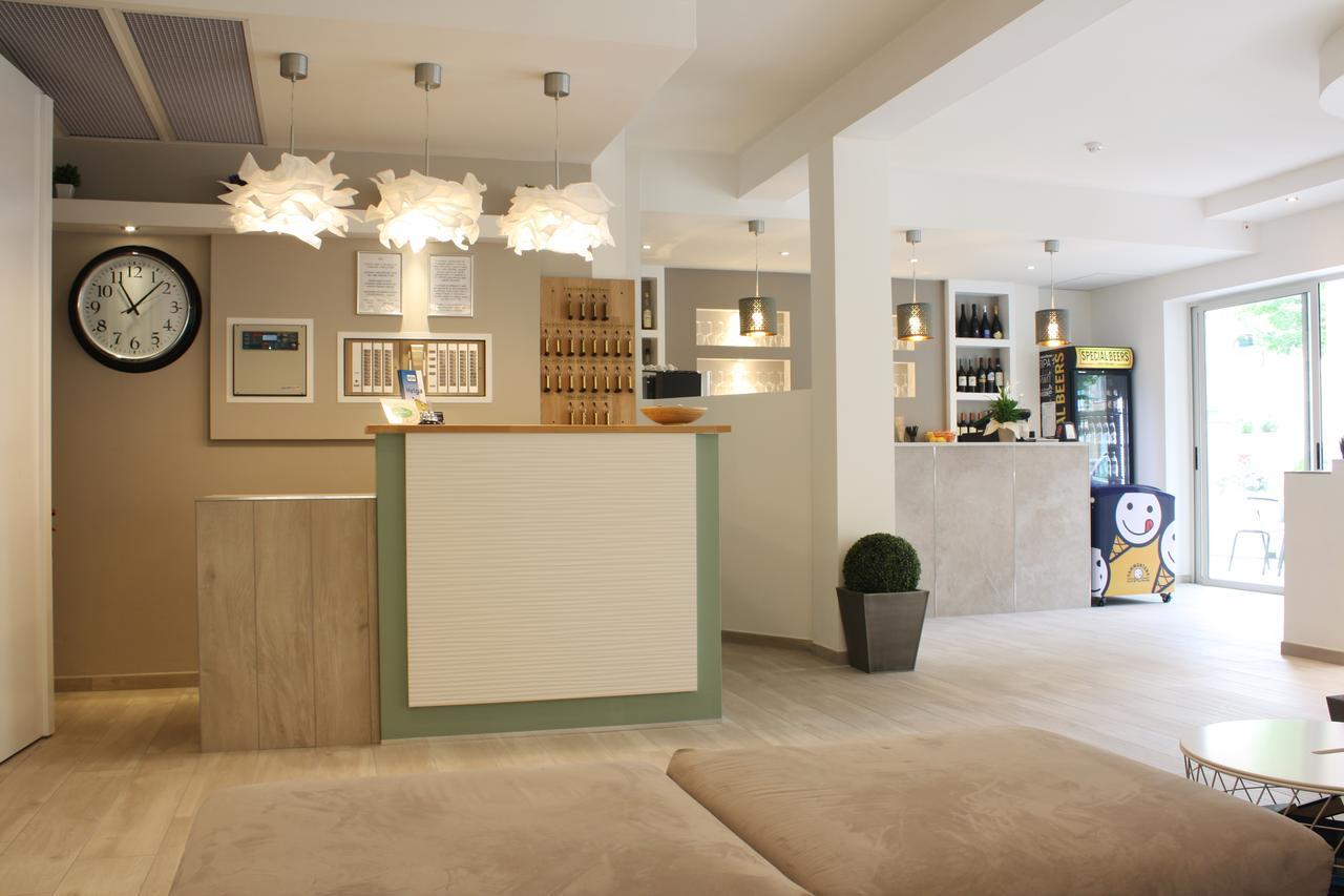 Hotel Helga Caorle Kültér fotó